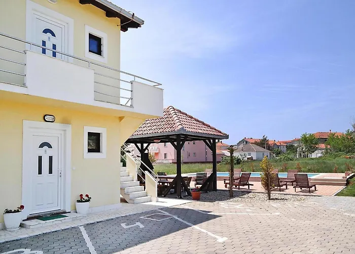Tatil Evi In Near Sandy Beaches Privlaka (Zadar)