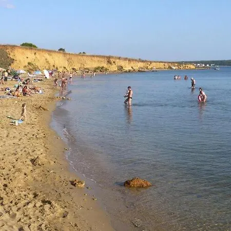 Tatil Evi In Near Sandy Beaches