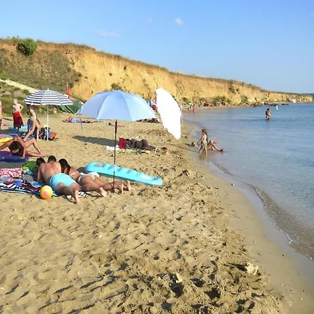 Casa de Férias In Near Sandy Beaches Privlaka (Zadar)